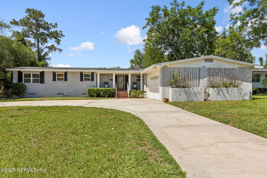 915 OLD GROVE Manor, Jacksonville, FL 32207