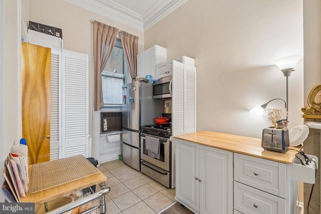 2217 LOCUST ST, Philadelphia, PA 19103
