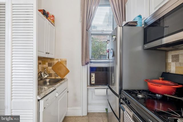 2217 LOCUST ST, Philadelphia, PA 19103