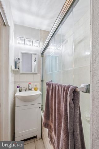 2217 LOCUST ST, Philadelphia, PA 19103