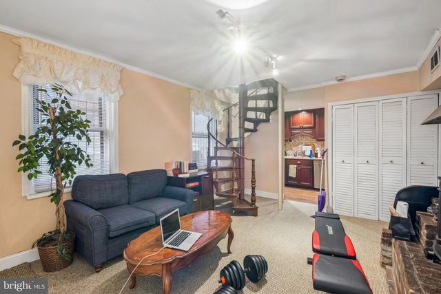 2217 LOCUST ST, Philadelphia, PA 19103