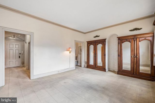 2217 LOCUST ST, Philadelphia, PA 19103