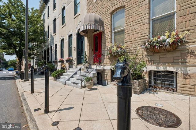 2217 LOCUST ST, Philadelphia, PA 19103