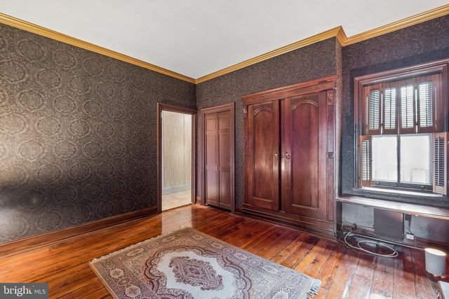 2217 LOCUST ST, Philadelphia, PA 19103