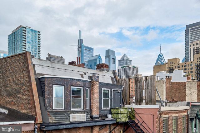2217 LOCUST ST, Philadelphia, PA 19103