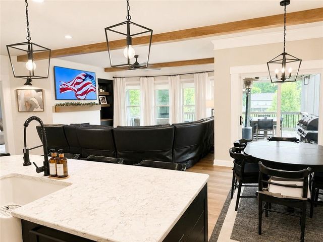2385 Matlin Way, Buford, GA 30519