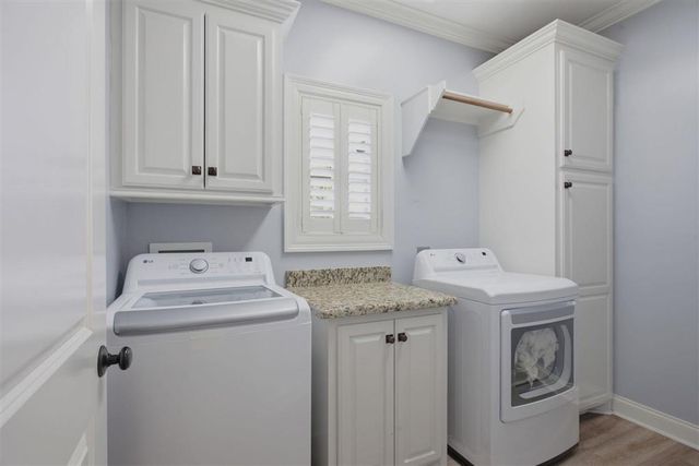901 N Yorkshire Circle, Lake Charles, LA 70605