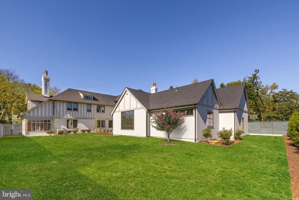 7611 FAIRFAX RD, Bethesda, MD 20814
