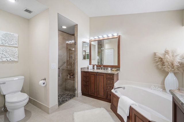 6600 Sherbrook Drive, Boynton Beach, FL 33437