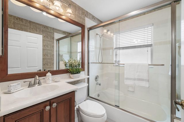 6600 Sherbrook Drive, Boynton Beach, FL 33437