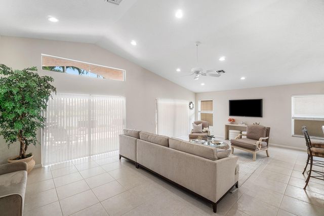 6600 Sherbrook Drive, Boynton Beach, FL 33437