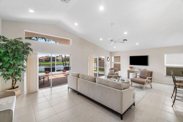 6600 Sherbrook Drive, Boynton Beach, FL 33437