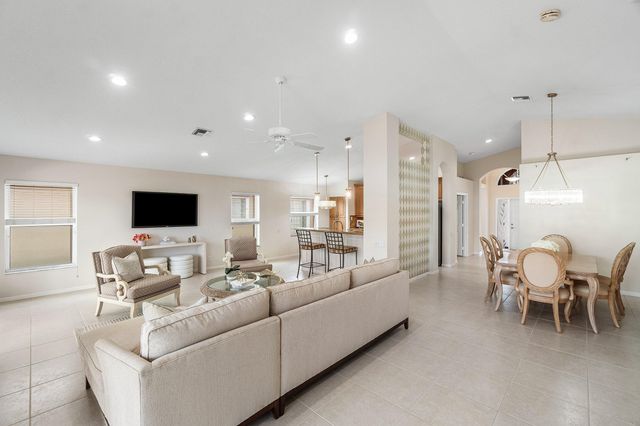 6600 Sherbrook Drive, Boynton Beach, FL 33437