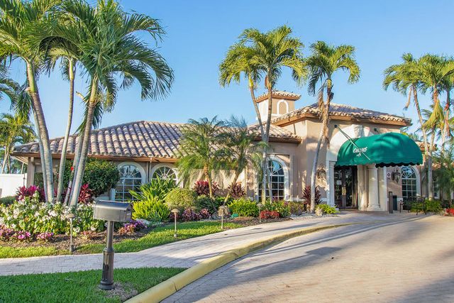 6600 Sherbrook Drive, Boynton Beach, FL 33437