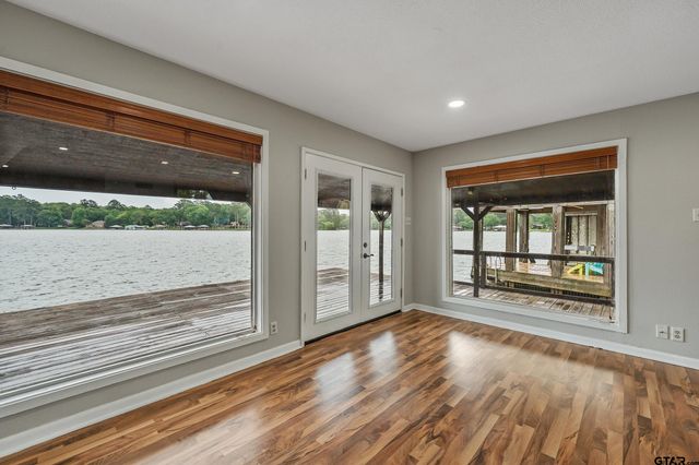 2644 Aqua Vista, Jacksonville, TX 75766