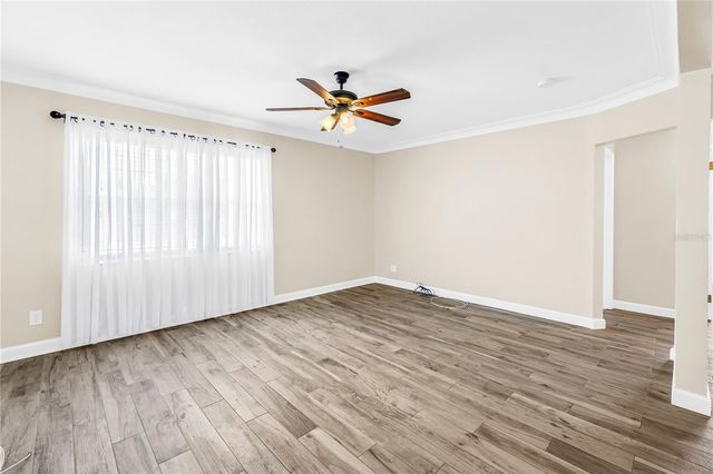 2375 37TH STREET N, St Petersburg, FL 33713