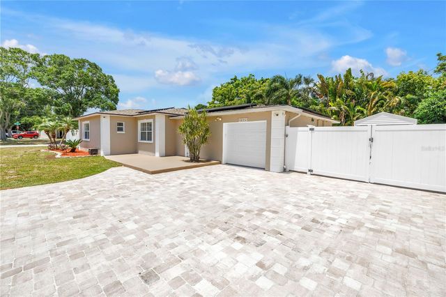 2375 37TH STREET N, St Petersburg, FL 33713