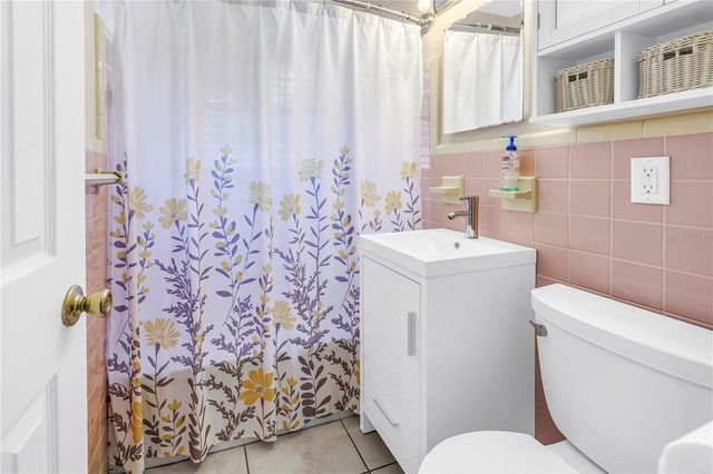 2375 37TH STREET N, St Petersburg, FL 33713