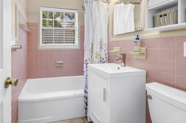 2375 37TH STREET N, St Petersburg, FL 33713