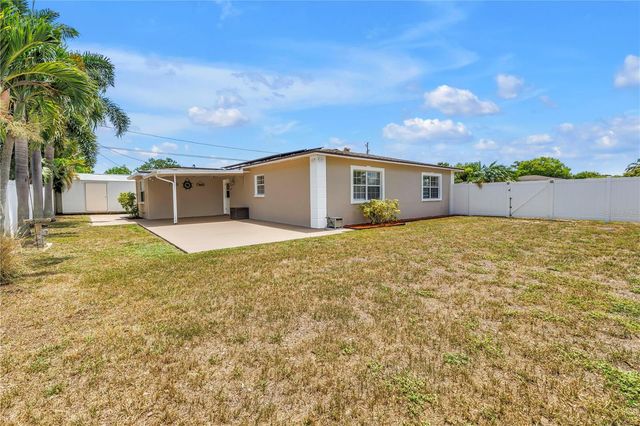 2375 37TH STREET N, St Petersburg, FL 33713
