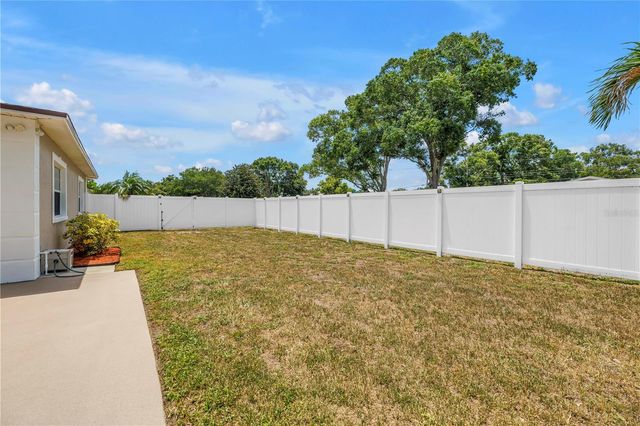 2375 37TH STREET N, St Petersburg, FL 33713
