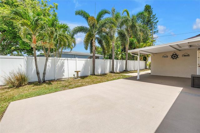 2375 37TH STREET N, St Petersburg, FL 33713