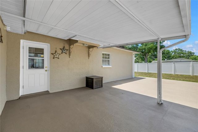 2375 37TH STREET N, St Petersburg, FL 33713