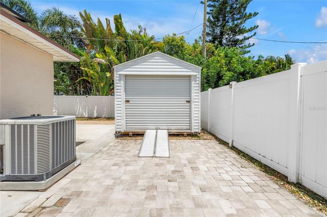 2375 37TH STREET N, St Petersburg, FL 33713