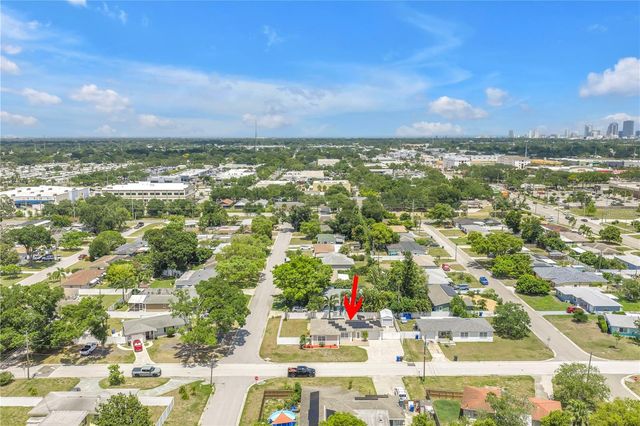 2375 37TH STREET N, St Petersburg, FL 33713