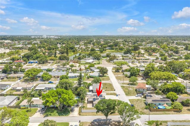 2375 37TH STREET N, St Petersburg, FL 33713