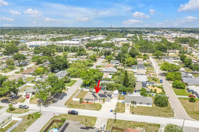 2375 37TH STREET N, St Petersburg, FL 33713