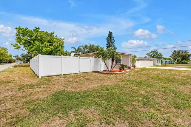 2375 37TH STREET N, St Petersburg, FL 33713
