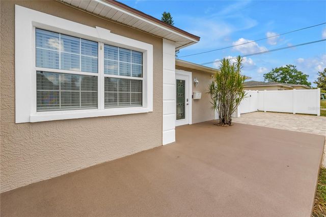 2375 37TH STREET N, St Petersburg, FL 33713