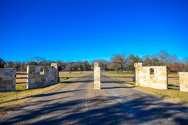 Lot 37 Sandy Cove Circle, Streetman, TX 75859