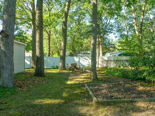 1450 Wesley Avenue, Muskegon, MI 49442