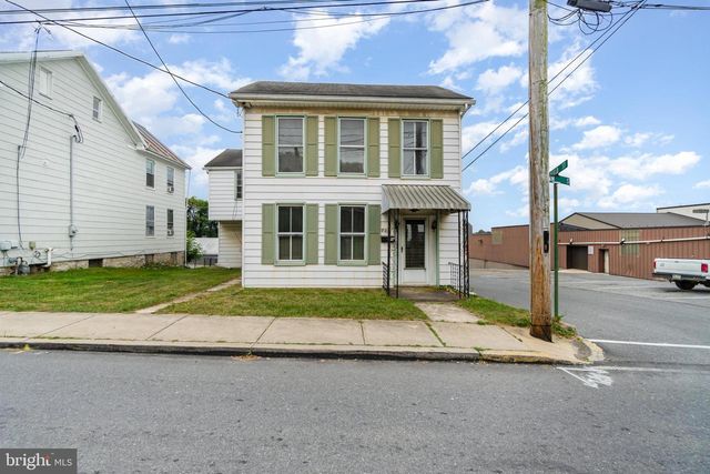 200 S PENN ST, Shippensburg, PA 17257