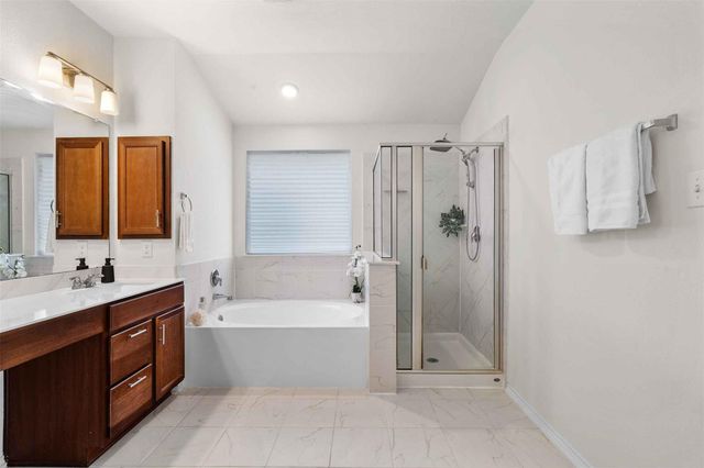 116 Kyndals Meadow CV, Georgetown, TX 78628