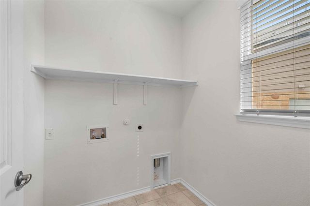 116 Kyndals Meadow CV, Georgetown, TX 78628