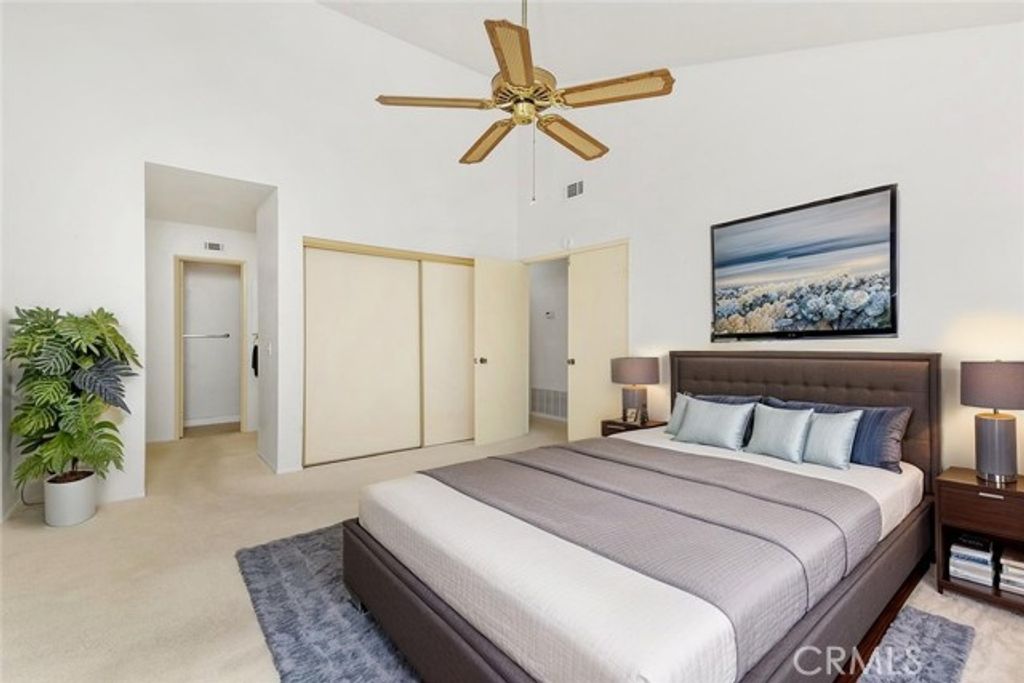 property-img