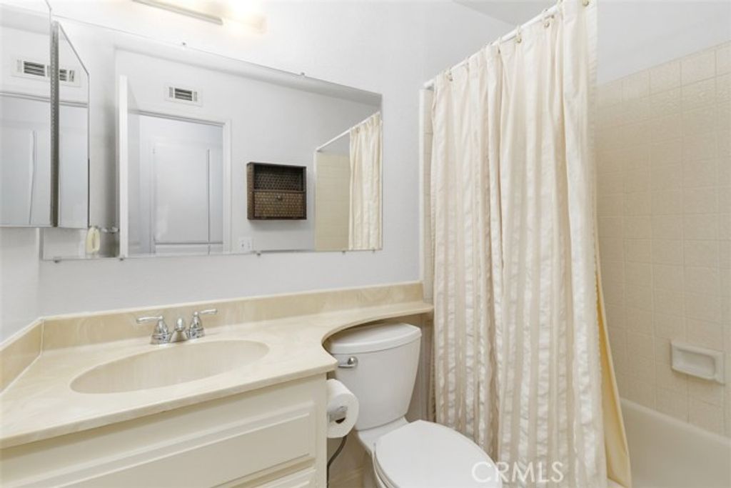 property-img