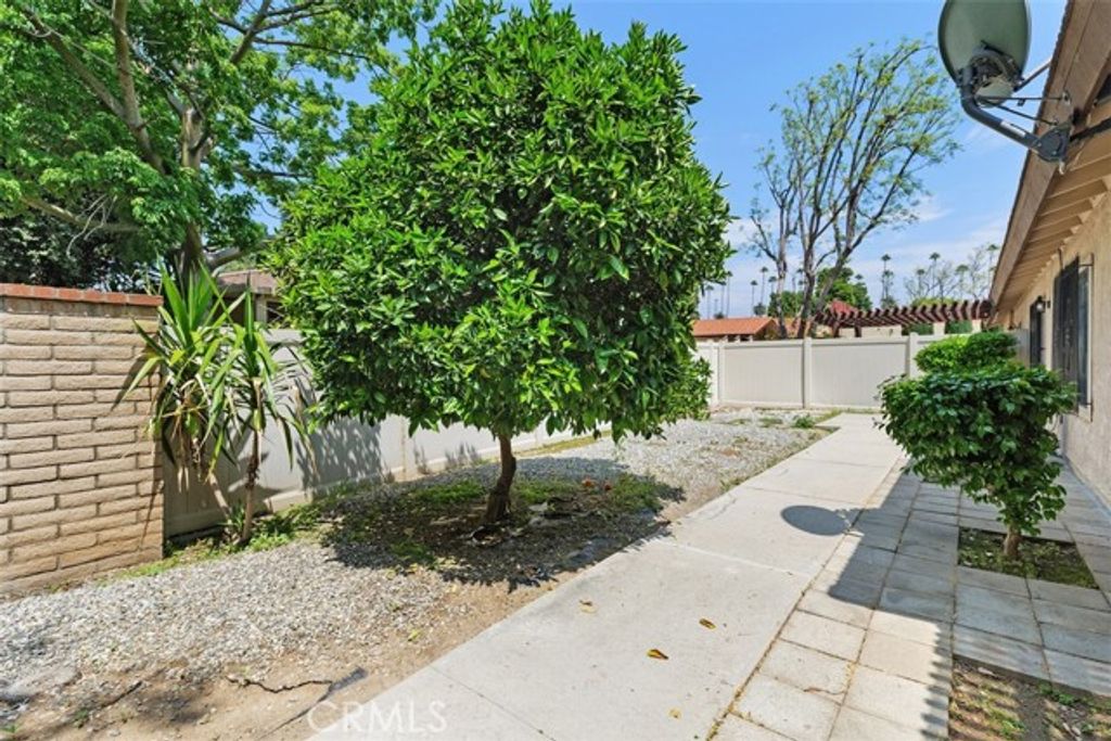 property-img