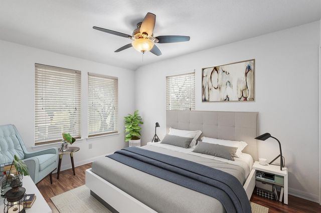 201 E 35th ST B, Austin, TX 78705