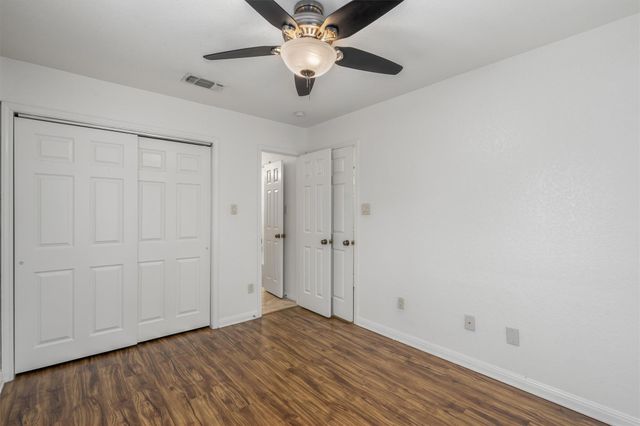 201 E 35th ST B, Austin, TX 78705