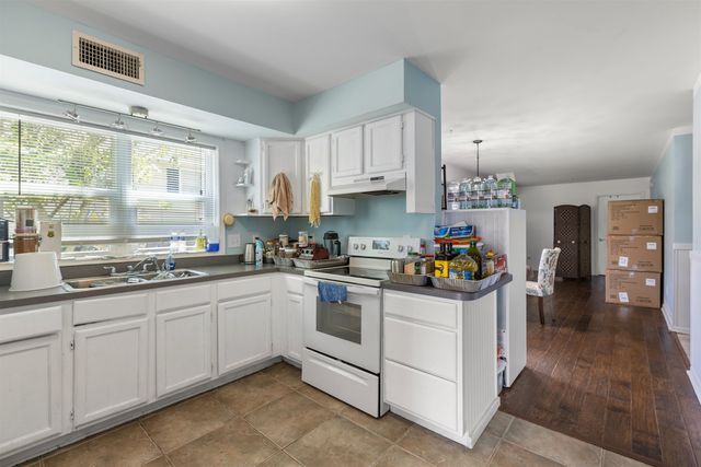 1511 Holly Dr., North Myrtle Beach, SC 29582