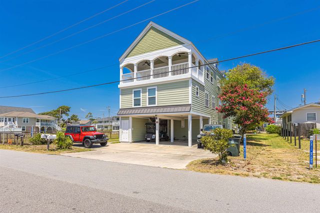 1511 Holly Dr., North Myrtle Beach, SC 29582