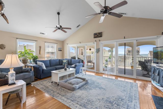 1511 Holly Dr., North Myrtle Beach, SC 29582