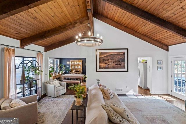 1718 CHRISTIE Drive NE, Marietta, GA 30066