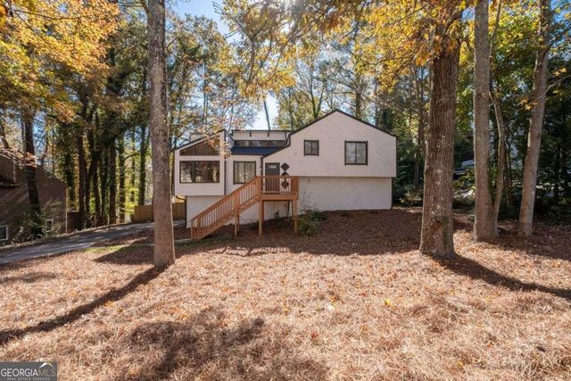 1718 CHRISTIE Drive NE, Marietta, GA 30066