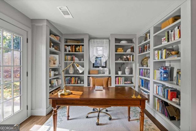 1718 CHRISTIE Drive NE, Marietta, GA 30066