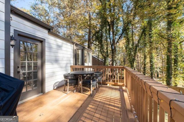 1718 CHRISTIE Drive NE, Marietta, GA 30066